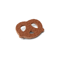 broche-bretzel-cuir-couleur-01.png