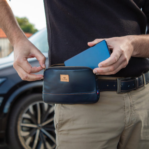 Étui Ceinture Grand - Bleu Marine cover image