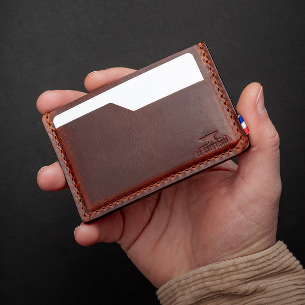 Chicago Card Holder - Café Pull Up cover image